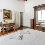 Daire Ancient Palazzo